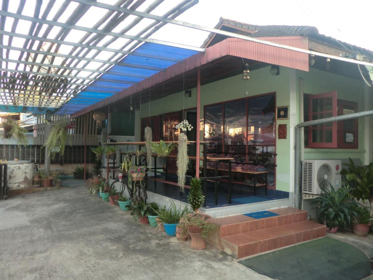 Sakura House Hostel Chiang Mai Ngoại thất bức ảnh