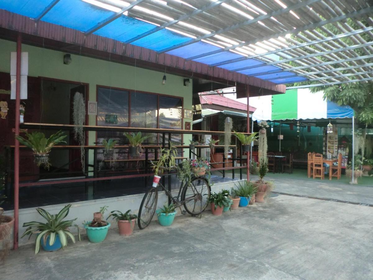 Sakura House Hostel Chiang Mai Ngoại thất bức ảnh