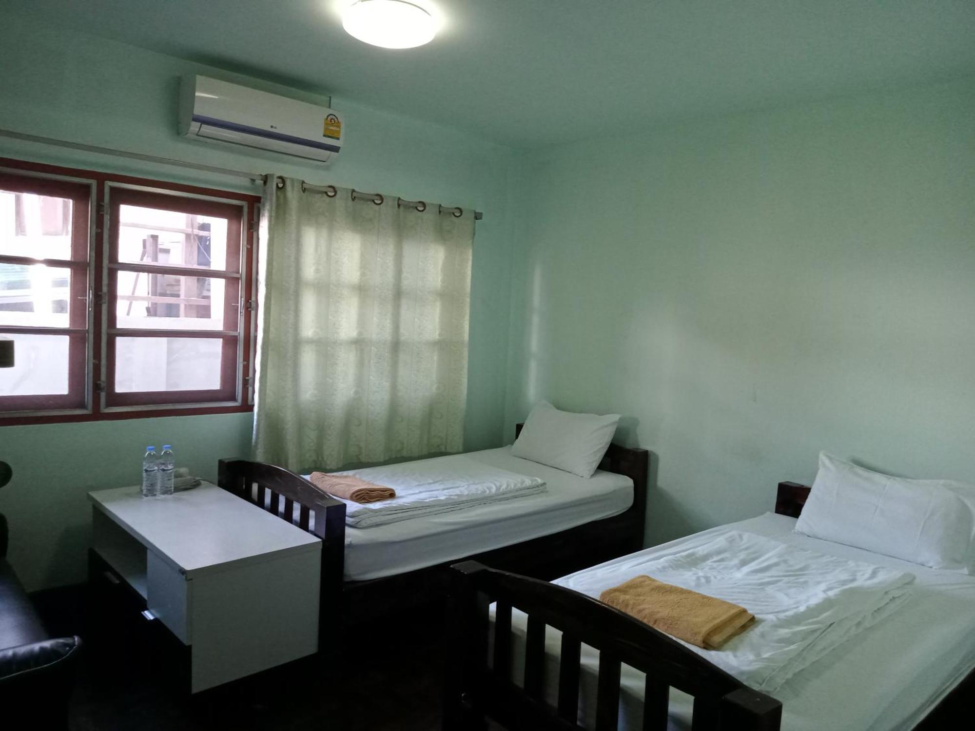 Sakura House Hostel Chiang Mai Ngoại thất bức ảnh