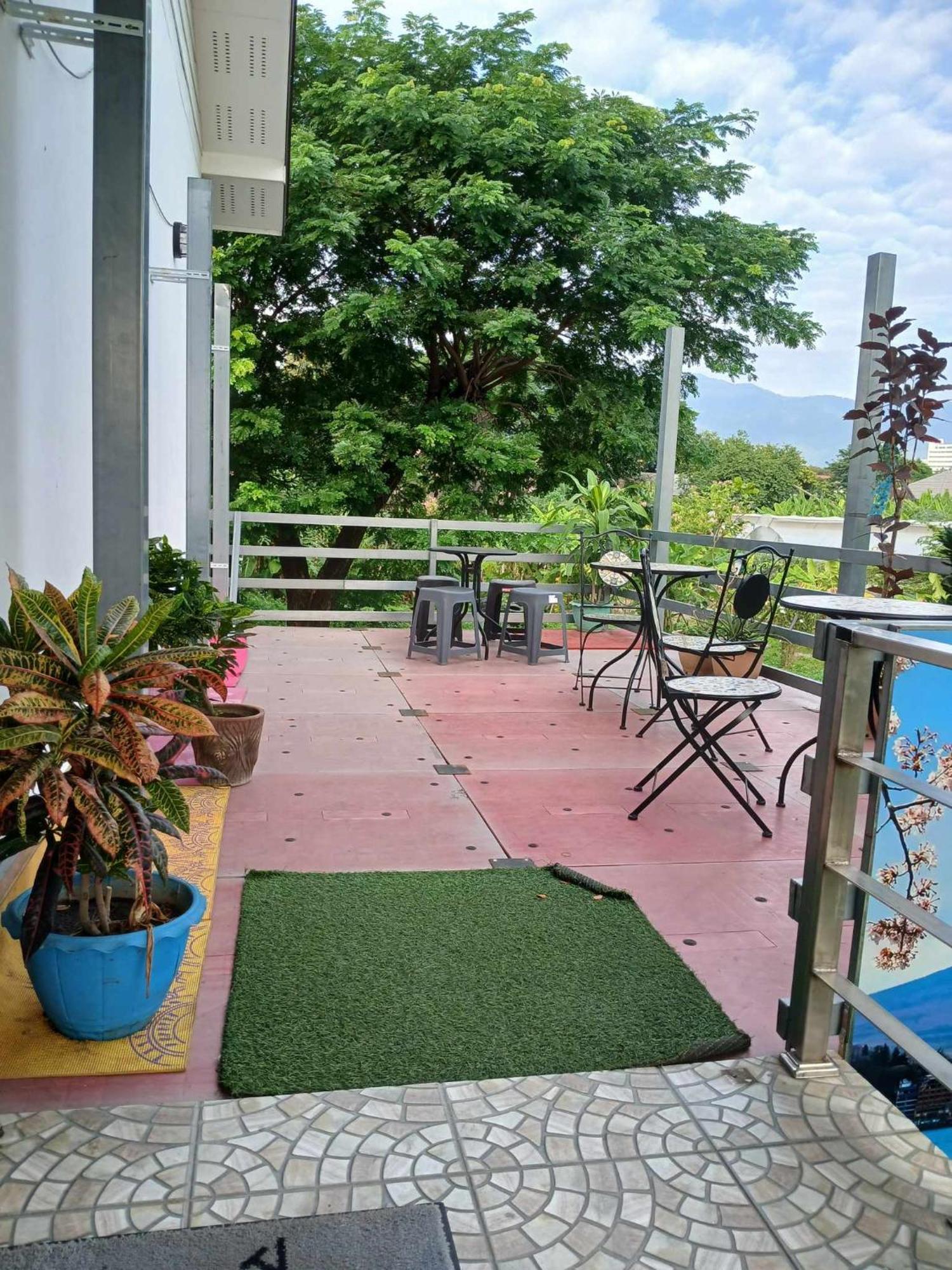 Sakura House Hostel Chiang Mai Ngoại thất bức ảnh